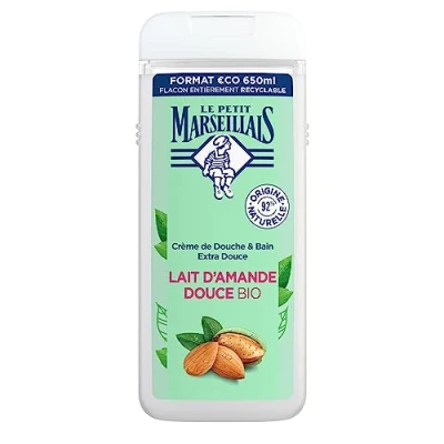 Abbildung von Le Petit Marseillais Extra weiche Bio Mandelmilch Duschcreme (650 ml Flasche) Duschgel mit 92% natürlichen Inhaltsstoffen pH hautneutral und ohne Farbstoffe