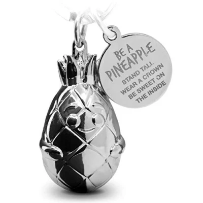 Abbildung von FABACH Ananas Schlüsselanhänger Piny mit Gravur Süßer Motivation, Freundschaft und Liebe Glücksbringer aus Metall für Frauen in Silber Be a pineapple