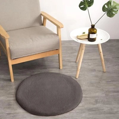 Abbildung von Teppich Wölkchen Fell Rund, Fellteppich Kunstfell Waschbar, Hasenfell, Kaninchenfell Sitzkissen Stuhlkissen Rund,Fell für Stühle, Stuhlauflage Dunkelgrau Rund 45cm