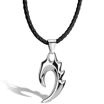 Abbildung von SERASAR Lederkette Herren Leder Halskette mit Anhänger 60cm Silber Lederband Kette Schmuck Schachtel für Männer Echtleder Geschenk Leather Necklace Men Jewelry Band