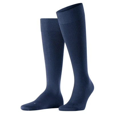 Abbildung von Falke Lufthansa Energizing Cotton Kniestrümpfe Deep blue, Herren, Größe: 47/48, blue