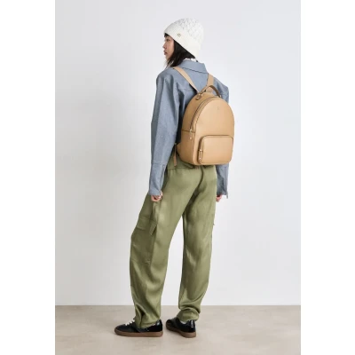 Abbildung von Tommy Hilfiger SOFT Logotape Tagesrucksack, Damen, Größe: One Size, Safari canvas