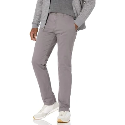 Abbildung von Amazon Essentials Herren Legere Stretch Chinohose mit schmaler Passform, Kohlegrau, 33W / 28L