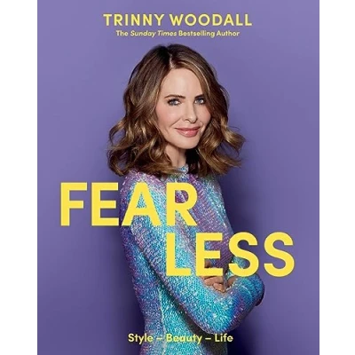 Abbildung von Fearless: ‘This book will change your life.’ Davina McCall. Find style, boost confidence and live best life with the instant Sunday Times bestseller