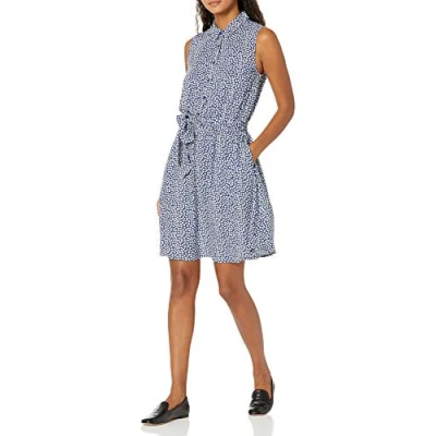 Abbildung von Amazon Essentials Damen Ärmelloses, gewebtes Hemdkleid, Dunkelblau Weiß Blüte, M
