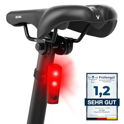 Abbildung von VELMIA Fahrrad Rücklicht mit Bremsanzeige, USB Akku Betrieb und 5 7h Leuchtdauer I LED Fahrradlicht StVZO zugelassen aufladbar Licht
