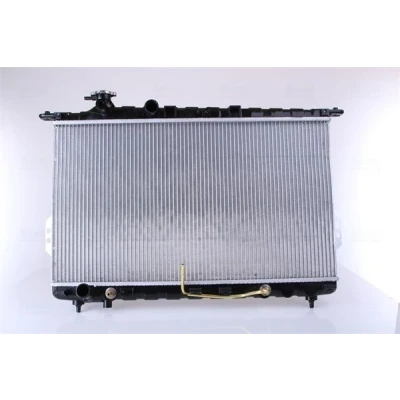 Abbildung von NISSENS 67027 Kühler, Motorkühlung Aluminium 400 718 18 Kühlrippen gelötet