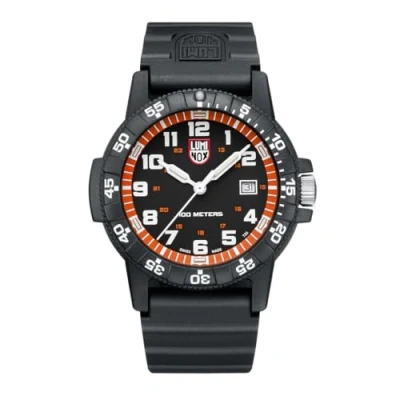 Abbildung von Luminox Herren Analog Schweizer Quarzwerk Uhr mit Kunststoff Armband XS.0329.1, Schwarz