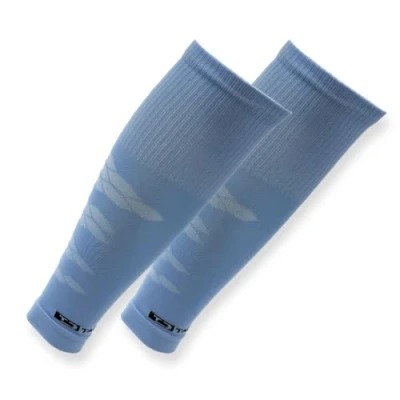 Abbildung von Tapedesign &quot;TUBES PRO 1 Paar Fußball Stutzen (ohne Socken) Hellblau für Damen, Herren &amp; Kinder Fussball Sleeves Schienbeinschoner Knie lang Strümpfe (One Size)