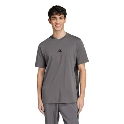 Abbildung von adidas Herren Essential Three Stripes Single Jersey Tee, Grey strata/Black, S