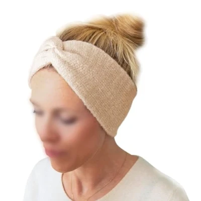 Abbildung von Papierdrachen Elegantes Strick Haarband für Damen beige, elastisch, Größe 24x10cm flachliegend, Stilvolles und Komfortables Accessoire jeden Anlass
