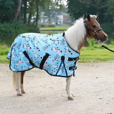 Abbildung von HB Turnout Rug Mr Squeez 200g