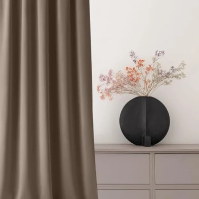 Abbildung von ROOM99 Vorhang mit Silberen Ösen Aura 140 x 230 cm Breite Höhe Schiebegardinen Modern Curtain Wohnzimmer Schlafzimmer Nugat, 1 Stück