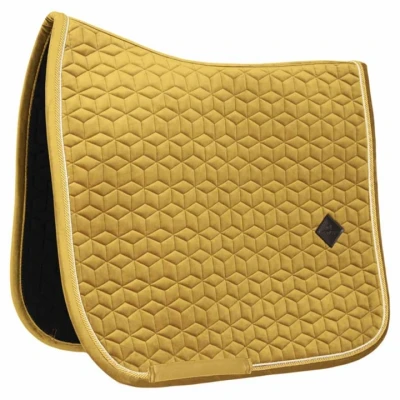 Abbildung von Kentucky Dressur Satteldecke Velvet Senffarben Warmblut