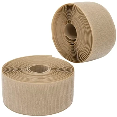 Abbildung von AERZETIX C66007 Klettband/ rolle 50 mm 5 meter organizer/kabelbinder band für kleidersäcke aus polyamid und polyester farbe: dunkelbeige