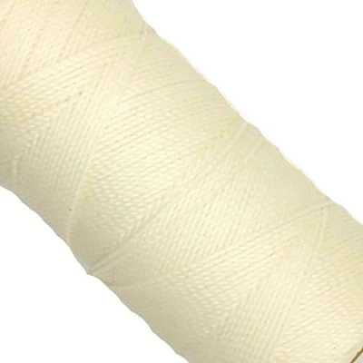 Abbildung von LINHASITA, Garnspule, gewachst, 100 g / 170 Meter, Dicke: 1 mm, Polyester, Makramee Garn, 30 Farben metros gr weiß
