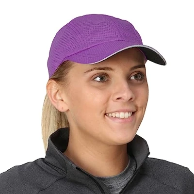 Abbildung von TrailHeads Cap Damen zum Joggen Race Day Performance Cappy Frauen Leichte &amp; Schnell Trocknende Sport Sommer aus Mesh mit Reflektierendem Rand strahlendes lila