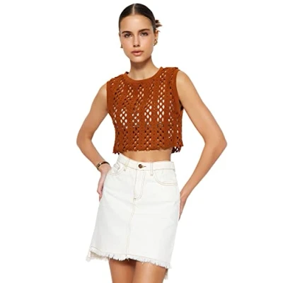 Abbildung von Trendyol Damen Regular Fit Basic Rundhals Strickwaren Bluse, Zimt, Small