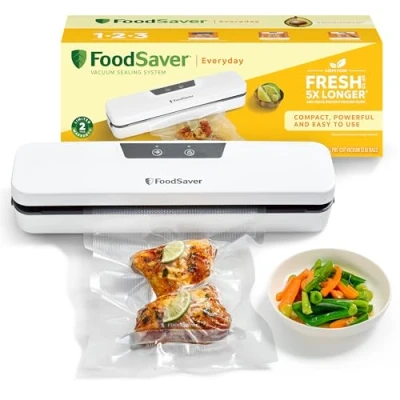 Abbildung von FoodSaver Everyday Vakuumiergerät hält Lebensmittel bis zu 5X länger frisch Vakuumierer in kompaktem Design für eine effiziente Aufbewahrung mit 5 Vakuumierbeuteln (0,94L &amp; 3,78L) VS0290X