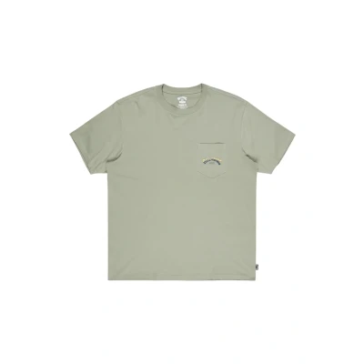 Abbildung von Billabong Stacked ARCH PKT Tshirt print, Herren, Größe: Small, Gjk0