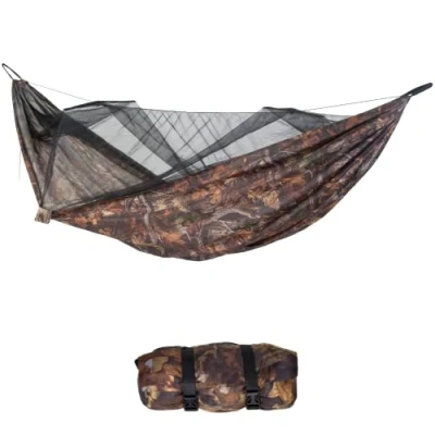 Abbildung von AMAZONAS Moskito Traveller Forest Ultra Light Hängematte aus 100% extra stabilem und atmungsaktiven Nylon Ripstop ca. 500g Packmaß 24,5 x 8,5cm 275 cm 140