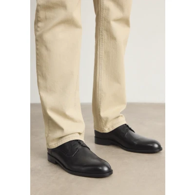 Abbildung von BOSS Tayil BusinessSchnürer, Herren, Größe: 42.5, Black Schuhe
