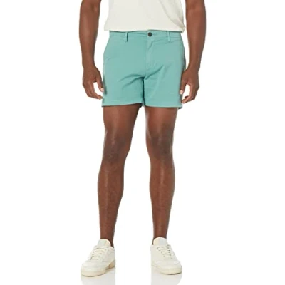 Abbildung von Amazon Essentials Herren 13 cm Flatfront Chinoshorts mit hohem comfort in schmaler Passform (zuvor Goodthreads), Enteneier blau, 40W
