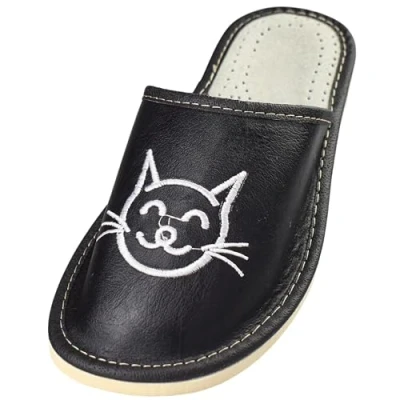 Abbildung von APREGGIO Hausschuhe Damen Leder Feste Gummisohle Schuhe für zu Hause Mit einer Katze bestickt Handgefertigt Pantoffeln Größe 38 Schwarz Weiß