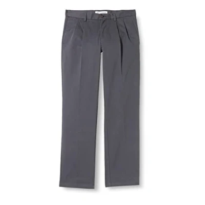Abbildung von Amazon Essentials Herren Knitterfreie Chinohose mit klassischer Passform und Bügelfalte (erhältlich in Big &amp; Tall), Dunkelgrau, 33W / 32L