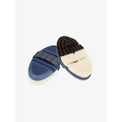 Abbildung von LeMieux Bürste Half&amp;Half Finishing Navy