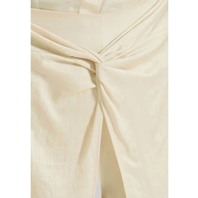 Abbildung von Madeleine Weite MIT ÜBERWURF Stoffhose, Damen, Größe: 42, Pearl white