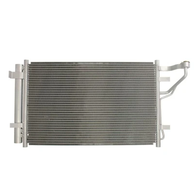 Abbildung von THERMOTEC KTT110311 Klimakondensator mit Trockner 560 HYUNDAI: i30 I Hatchback, Estate