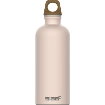Abbildung von SIGG Traveller MyPlanet™ Journey Plain Trinkflasche (0.6 L), klimaneutrale und auslaufsichere Trinkflasche, federleichte aus Aluminium, Made in Switzerland