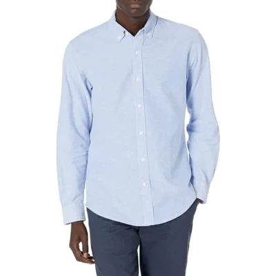 Abbildung von Amazon Essentials Herren Langärmliges Oxford Hemd mit normaler Passform, Blau, XS