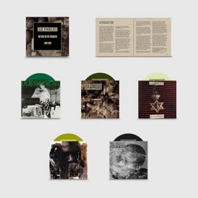 Abbildung von Out Here on the Perimeter (1989 1996) (5cd Boxset)