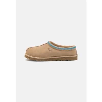 Abbildung von UGG Tasman Hausschuh, Herren, Größe: 43, Sand/santorini Schuhe
