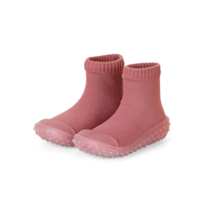 Abbildung von Sterntaler Adventure Socks uni für Mädchen Kindersocken mit Gummisohle einfarbig rosenholz, 27 28 EU