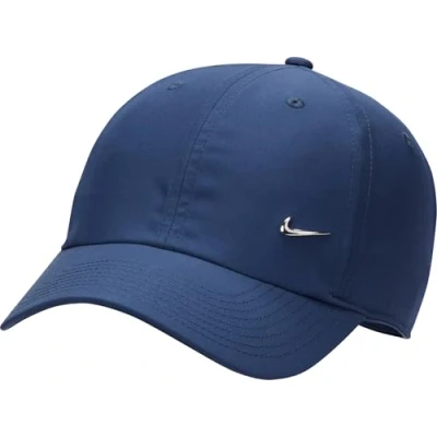 Abbildung von Nike Herren Df Club Baseballkappe, Midnight Navy/Metallic Silver, M L EU