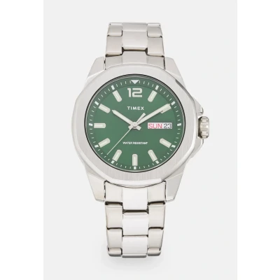 Abbildung von Timex Quarzuhr »ESSEX«, Armbanduhr, Herrenuhr, Datum, Leuchtzeiger, Mineralglas, analog