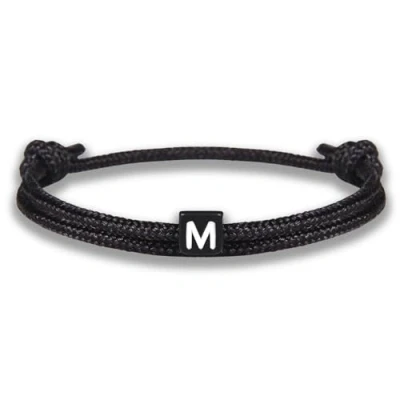 Abbildung von GD GOOD.designs Armband mit Buchstabe M zu Valentinstag Verstellbares Partnerarmband (14cm 25cm) schwarz geflochtenen Seil