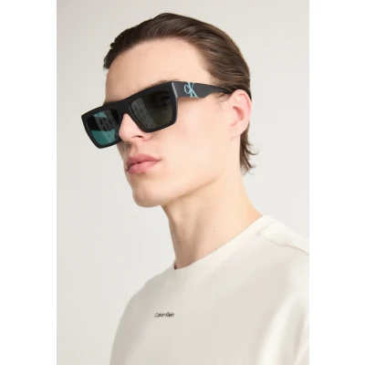 Abbildung von Calvin Klein Herren Ckj23653s Sonnenbrille, Mattschwarz, Einheitsgröße