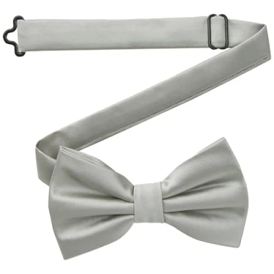 Abbildung von DonDon Fliege Herren handgefertigt Seiden Look 12 x 6 cm Hellgrau