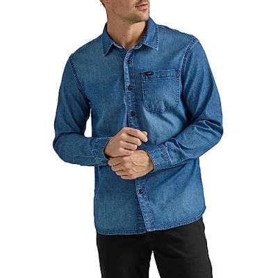 Abbildung von Lee Herren Extreme Motion Allzweck Langarm Arbeiterhemd, Denim Medium Wash Indigo, Klein