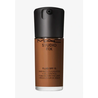 Abbildung von MAC Studio FIX Fluid SPF15 Foundation, Größe: 30 ml, Nc55