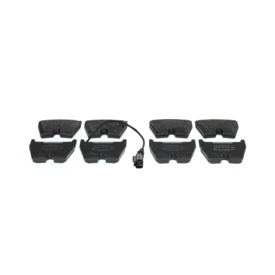 Abbildung von BOSCH 0 986 424 613 Bremsbelagsatz Low Metallic mit integriertem Verschleißsensor AUDI: A4 B9 Avant, A3 Sportback, A5 Sportback