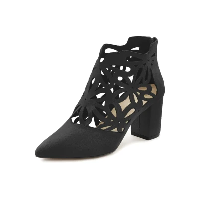Abbildung von LASCANA High Heel Stiefelette, mit femininer Spitze und Blockabsatz, Ankle Boot, Stiefel