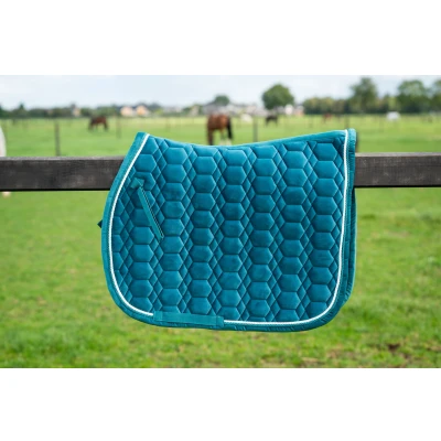 Abbildung von HB Showtime Schabracke Velvet Vielseitigkeit Smaragd Green Warmblut