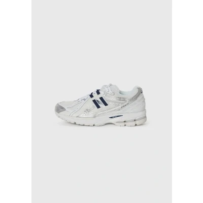 Abbildung von New Balance 1906 Unisex Sneaker low, Größe: 44.5, White Schuhe