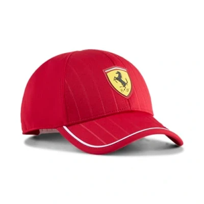 Abbildung von PUMA Scuderia Ferrari F1 2025 Team Kappe Rot Einheitsgröße