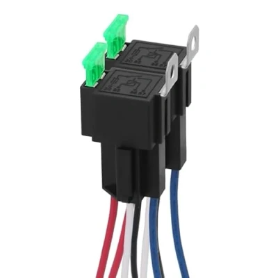 Abbildung von 2 Stück 12V Sicherungsrelais 30A ATO/ATC Flachsicherung mit Kabelbaumsatz, 4 polige SPST Relais für den Automobilbereich 12 AWG Hochleistungskabeln